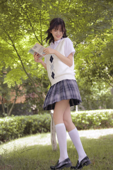 箱子里的女人